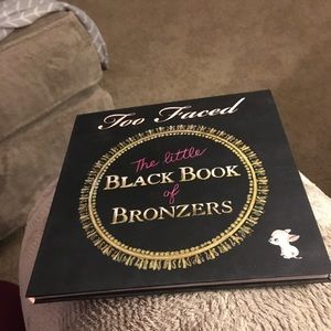 Too faced book of bronzers